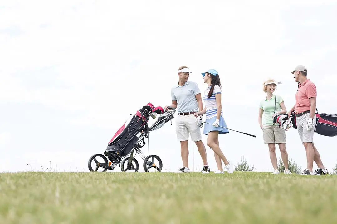 which is better 3-wheel-VS-4-wheel-golf-push-cart