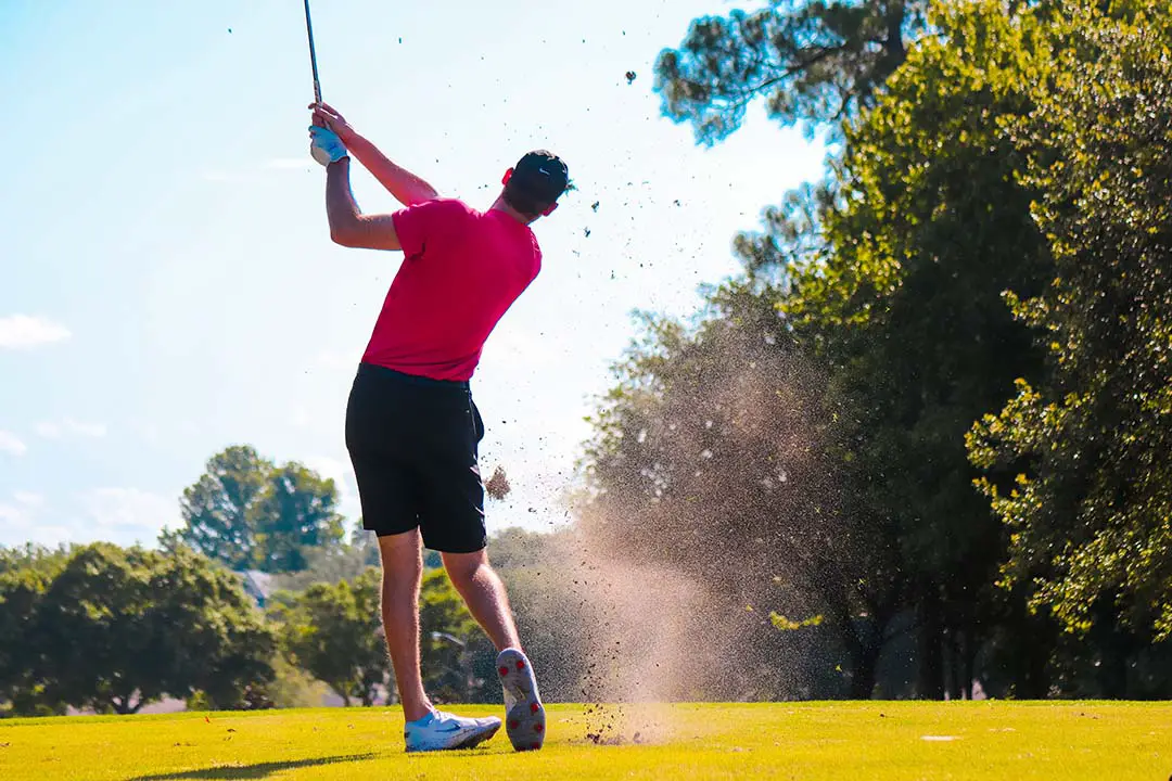 Hybrid Irons vs Fairway Woods - A Golfer's Guide