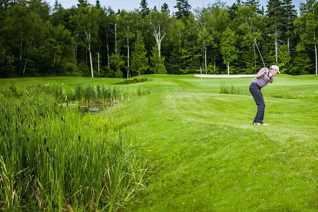 Learn How to Hit Golf Irons Properly Using These Easy Steps