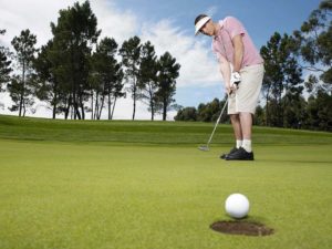 How Should Golf Shoes Fit to Improve Performance
