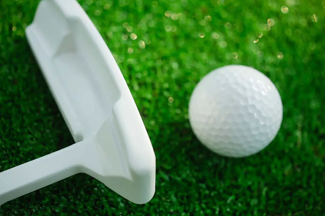 What is The Best Way to Clean Golf Balls
